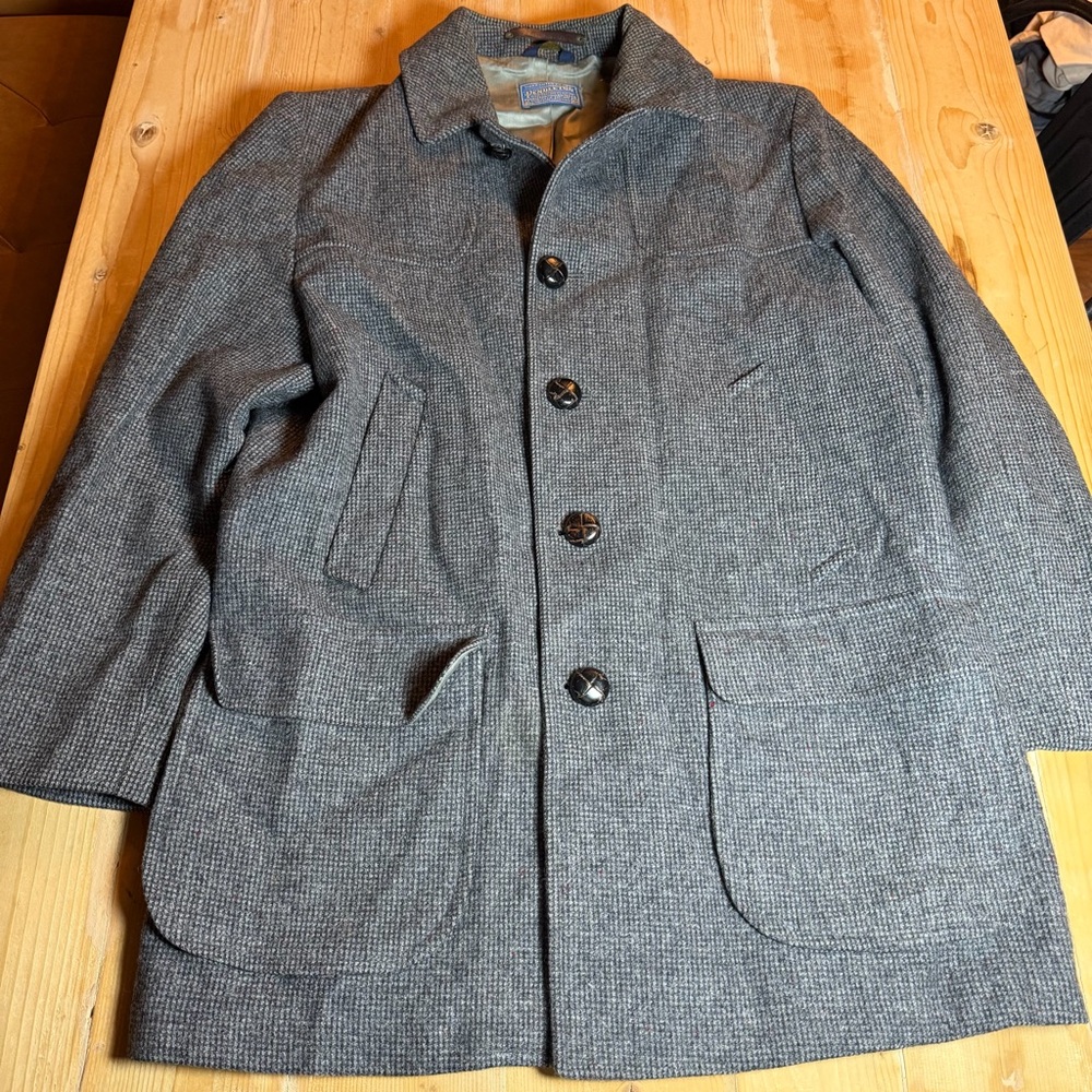 Vintage Pendleton‎ Men's Wool Coat Size 44 Made In USA